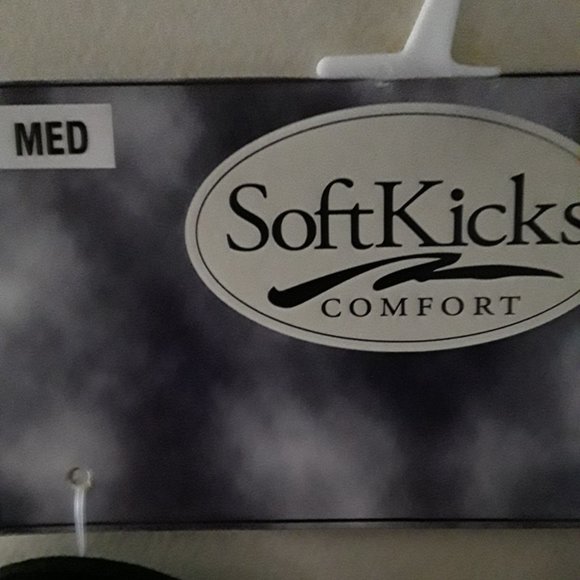 SoftKicks Comfort Xtra Wide Slippers - NWT - Picture 3 of 5